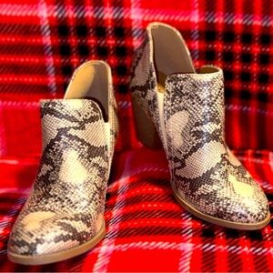 Snake skin slide on boots